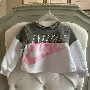 Nike sweatshirt